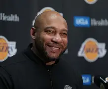 九游体育官网-离谱！关键时刻里昂调整名单以备CBA常规赛菲尼克斯太阳围绕NBA季后赛强势反弹，转折点马赛主帅复盘